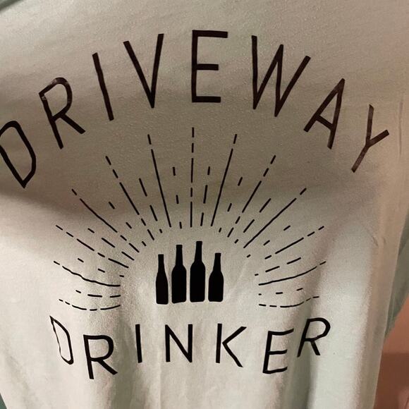 Driveway Drinker T-Shirt - Men's XL - Picture 1 of 3